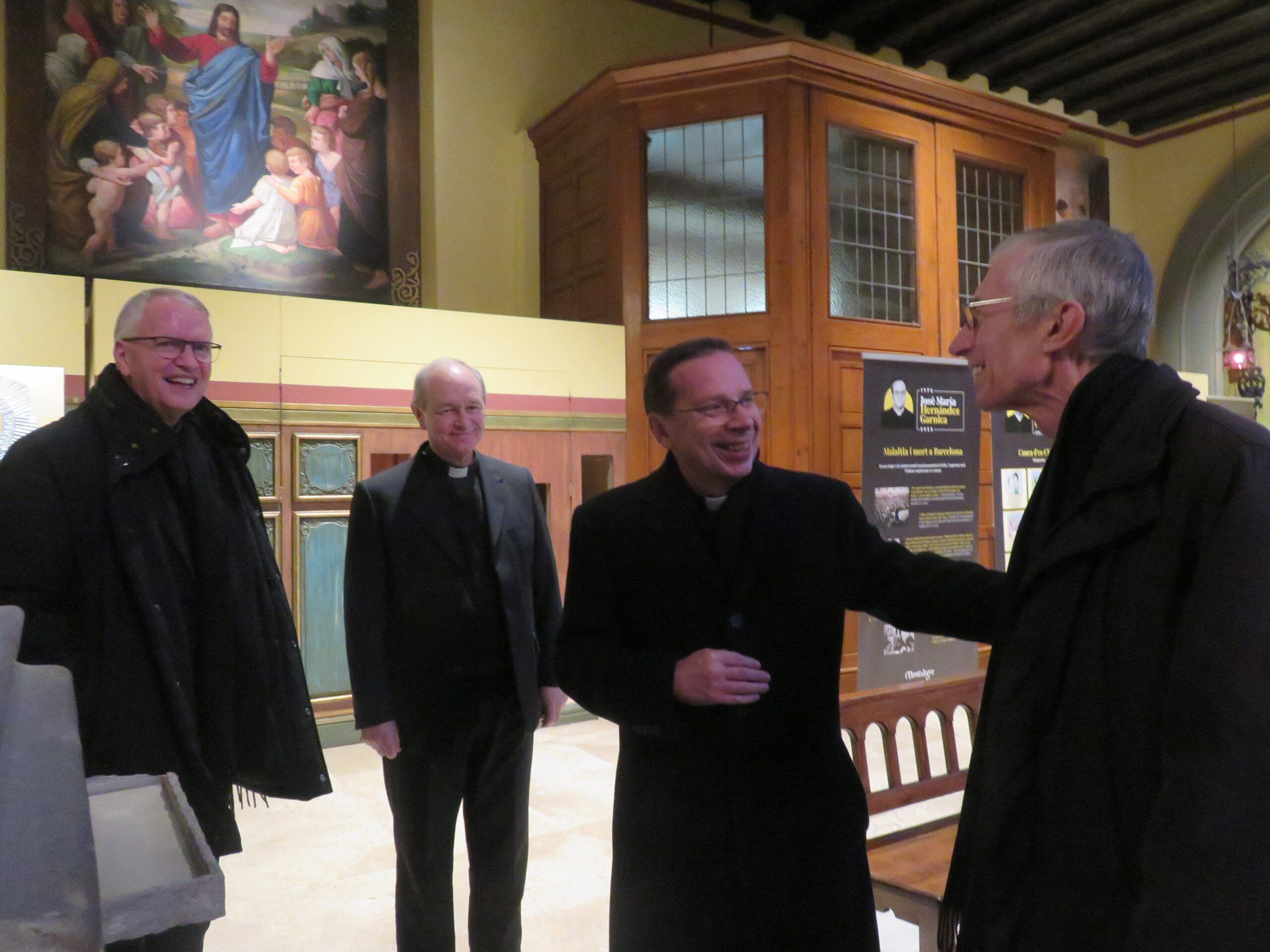 El vicario auxiliar del Opus Dei Monseñor Mariano Fazio visita